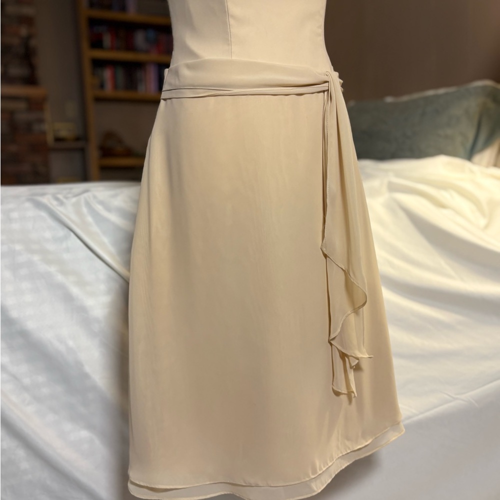 Creamy / Pale Yellow Chiffon Silk Bridesmaid Semiformal Midi Dress Women’s 6 - Picture 4 of 10